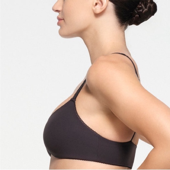 SKIMS Fits Everybody Picot SKIMPY SCOOP BRALETTE Color Onyx/Black Size Small NWT - Picture 4 of 7
